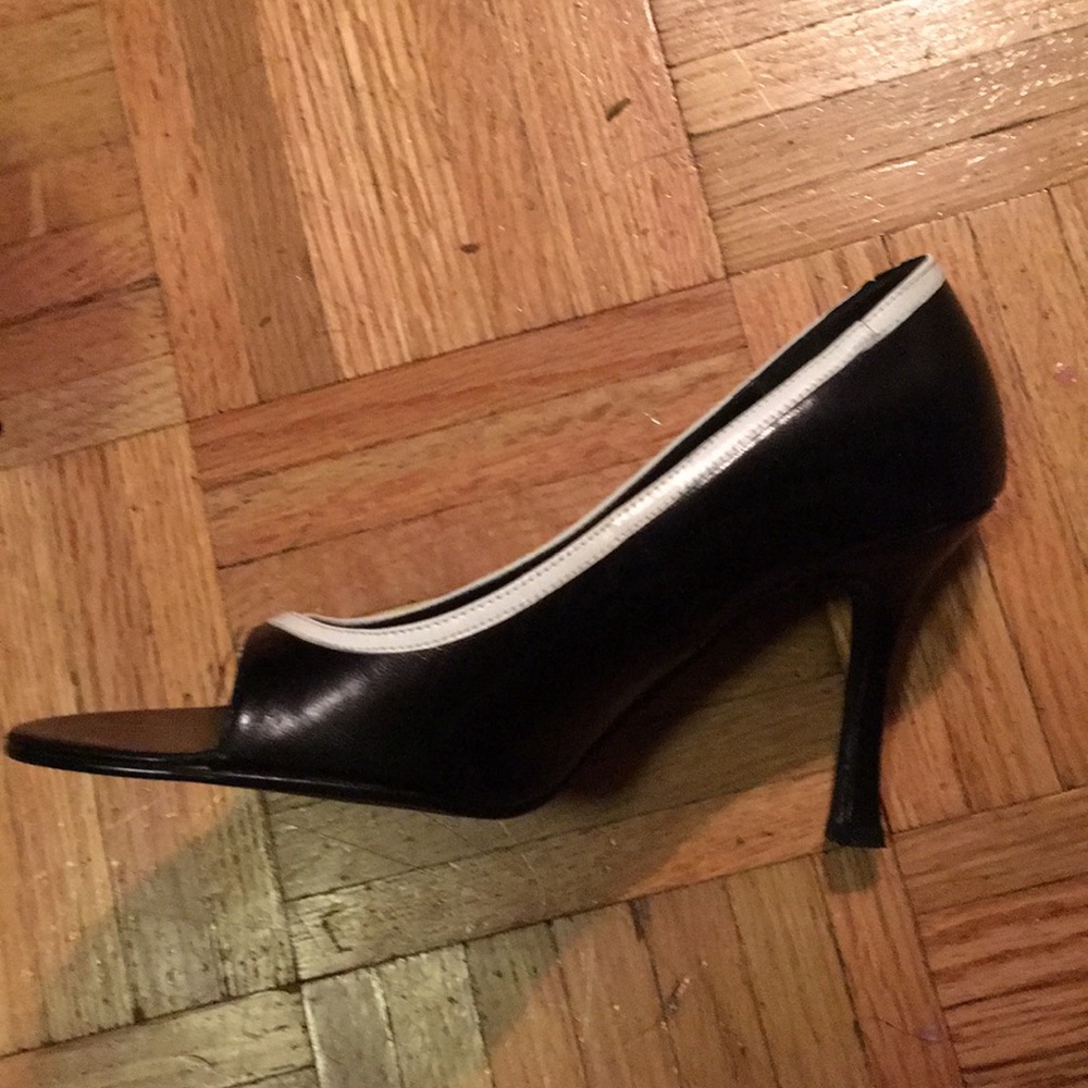 Shoes - Picture 2 of 3
